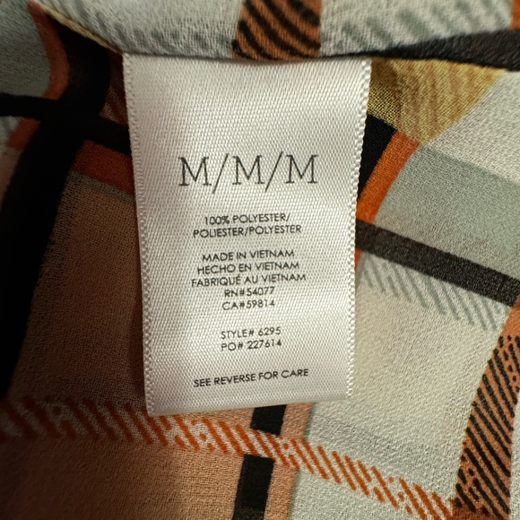 Cabi Whilst #6295 plaid Puff Sleeve blouse Size M - Picture 5 of 5